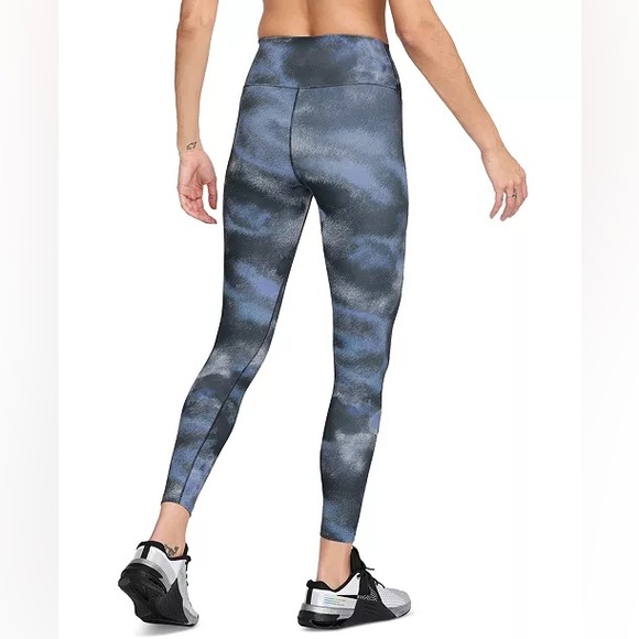 Nike Women's Blue and Gray Patterned Leggings - Picture 4 of 10